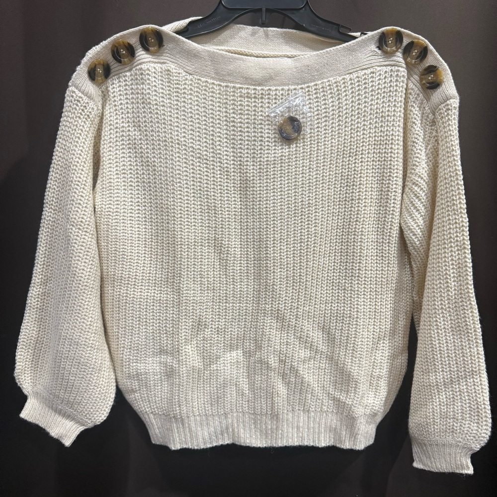 E & M Cream Knit Sweater with Button Accents. Size S NWT